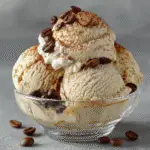 Glace au café maison onctueuse sans sorbetière : découvrez la recette facile !