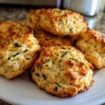 Petits Biscuits Salés Moelleux à la Ciboulette